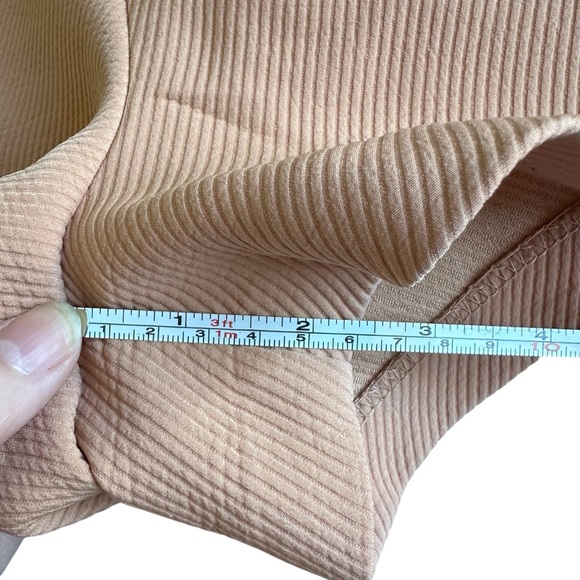 Forever 21 • High Waist Tan Shorts With Pockets • Size M - Picture 7 of 11